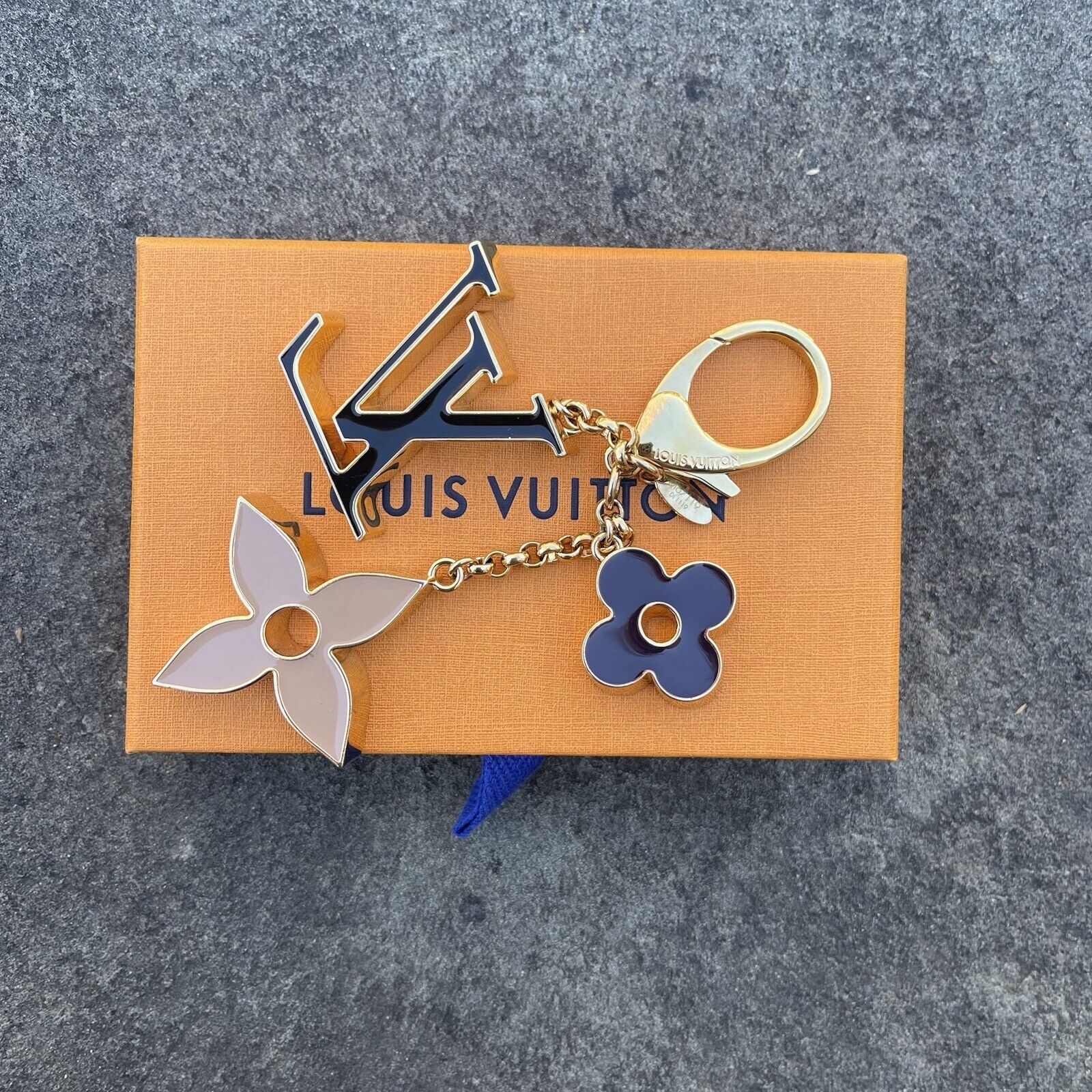 Louis Vuitton Keychain Porte Cles Fleur De Monogram Charm Enamel Gold Bag Charm